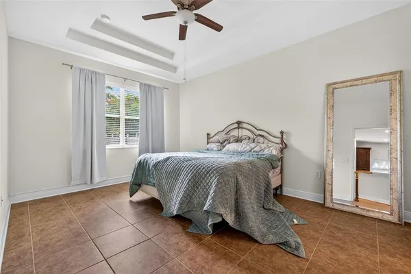$5,300 | 3204 West Marlin Avenue, Tampa, FL 33611