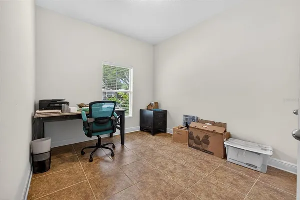 $5,300 | 3204 West Marlin Avenue, Tampa, FL 33611