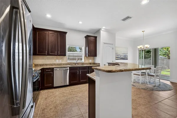 $5,300 | 3204 West Marlin Avenue, Tampa, FL 33611