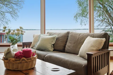 $1,595,000 | 1904 Barber Drive, Stoughton, WI 53589