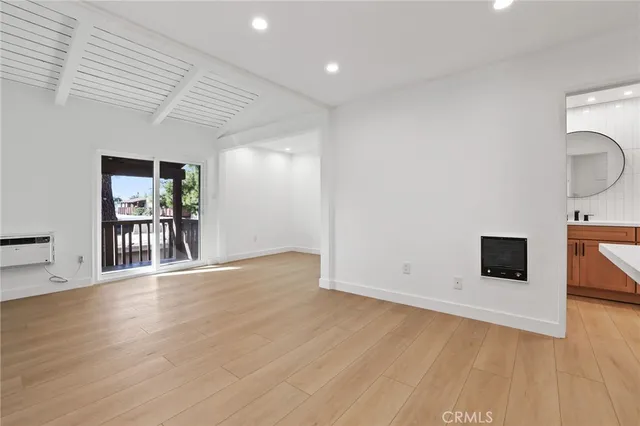 $385,000 | 1030 West MacArthur Boulevard, Unit 90, Santa Ana, CA 92707