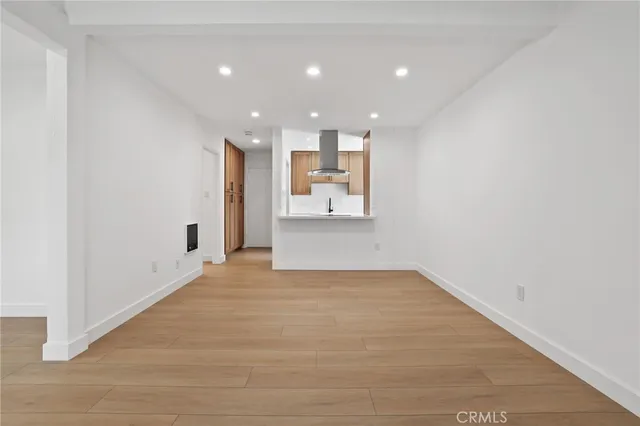 $388,000 | 1030 West MacArthur Boulevard, Unit 90, Santa Ana, CA 92707