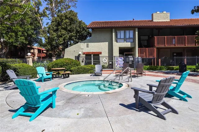 $385,000 | 1030 West MacArthur Boulevard, Unit 90, Santa Ana, CA 92707