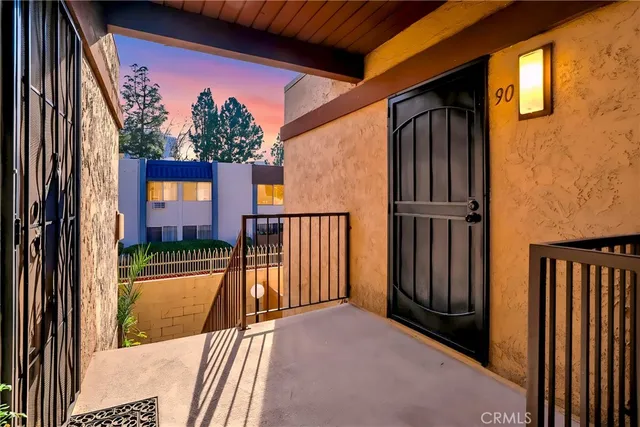 $385,000 | 1030 West MacArthur Boulevard, Unit 90, Santa Ana, CA 92707