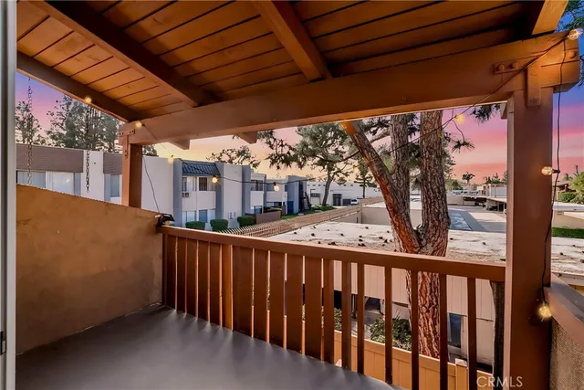 $385,000 | 1030 West MacArthur Boulevard, Unit 90, Santa Ana, CA 92707