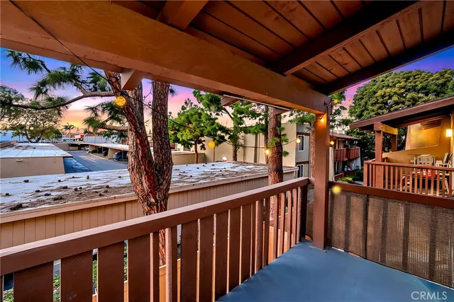 $385,000 | 1030 West MacArthur Boulevard, Unit 90, Santa Ana, CA 92707