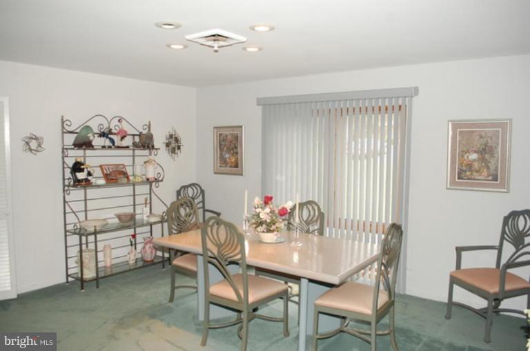 3400 Fielding Road Pikesville, MD 21208 - Photo 5 of 15 Dining Room