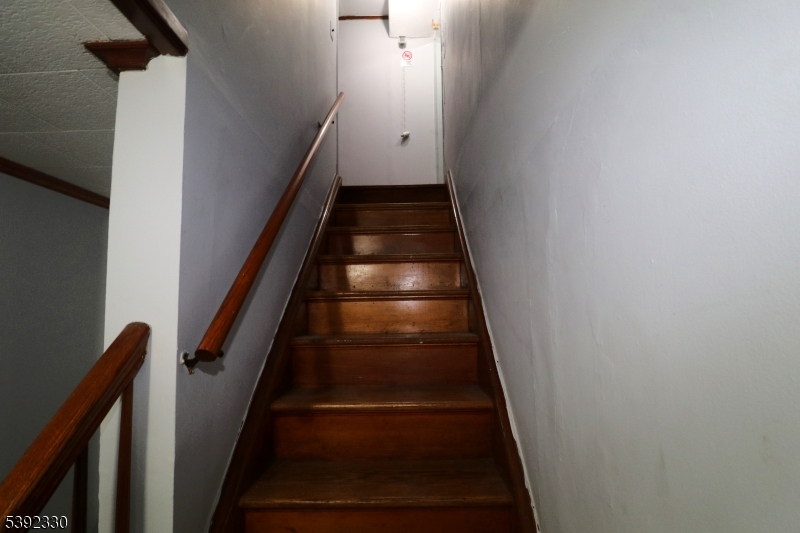 233 Adams Street Newark, NJ 07105 - Photo 13 of 14 a view of entryway