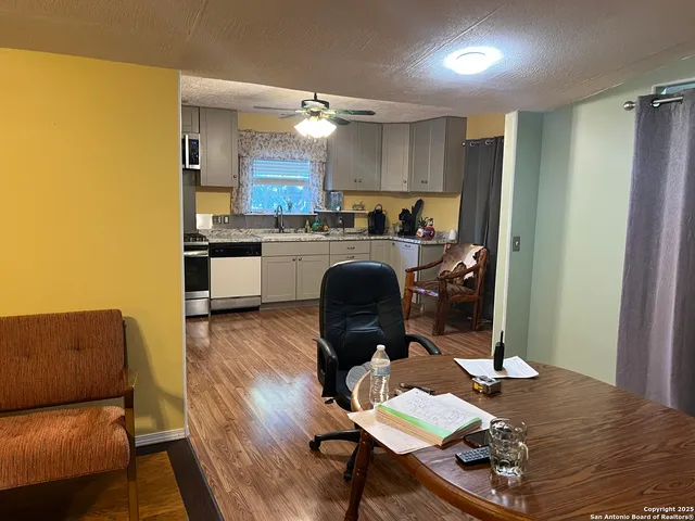 $260,000 | 314 Harbour Way, Lakehills, TX 78063