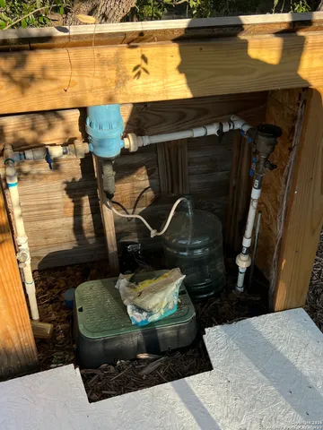 $260,000 | 314 Harbour Way, Lakehills, TX 78063