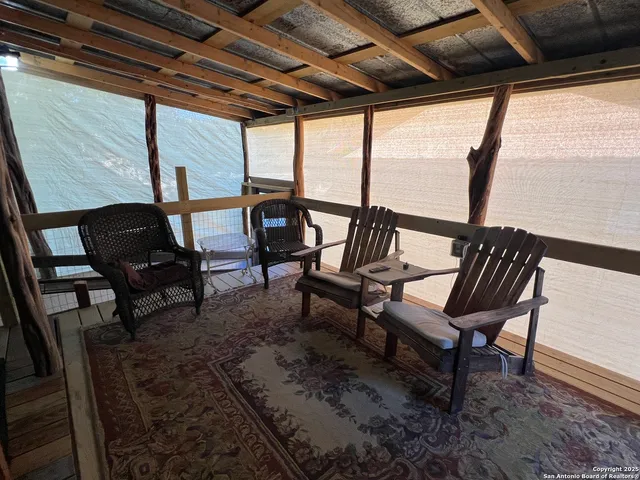 $260,000 | 314 Harbour Way, Lakehills, TX 78063