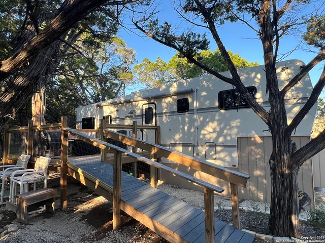 $260,000 | 314 Harbour Way, Lakehills, TX 78063