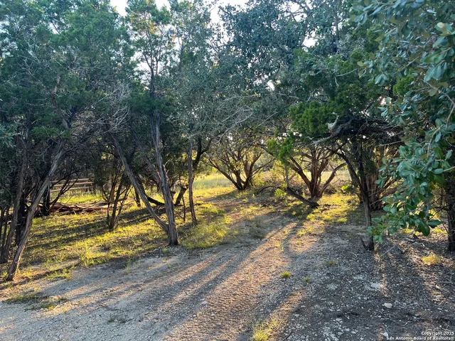 $260,000 | 314 Harbour Way, Lakehills, TX 78063