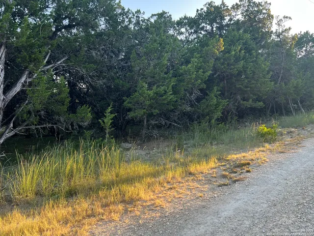 $260,000 | 314 Harbour Way, Lakehills, TX 78063