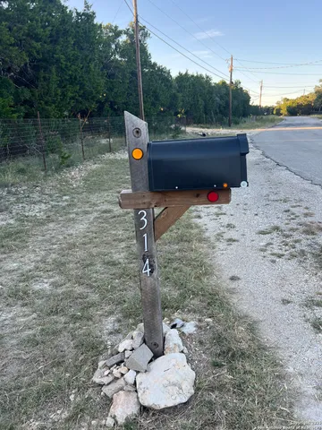 $260,000 | 314 Harbour Way, Lakehills, TX 78063