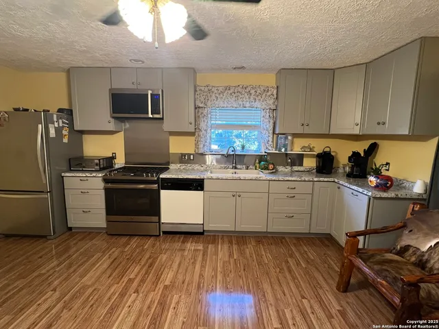 $260,000 | 314 Harbour Way, Lakehills, TX 78063