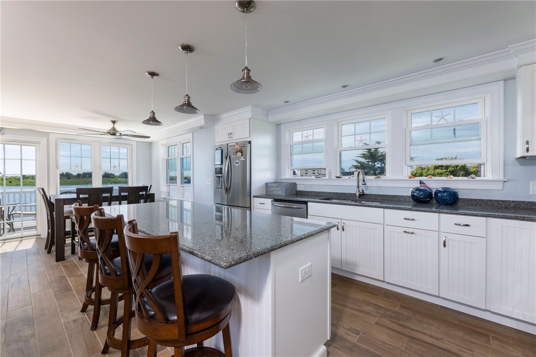 29 Winnapaug Road Westerly, RI 02891 - Photo 11 of 48