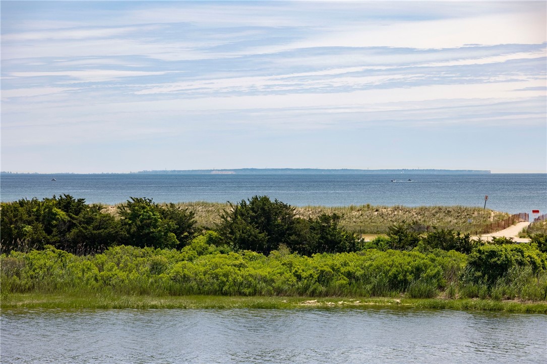 29 Winnapaug Road Westerly, RI 02891 - Photo 44 of 48