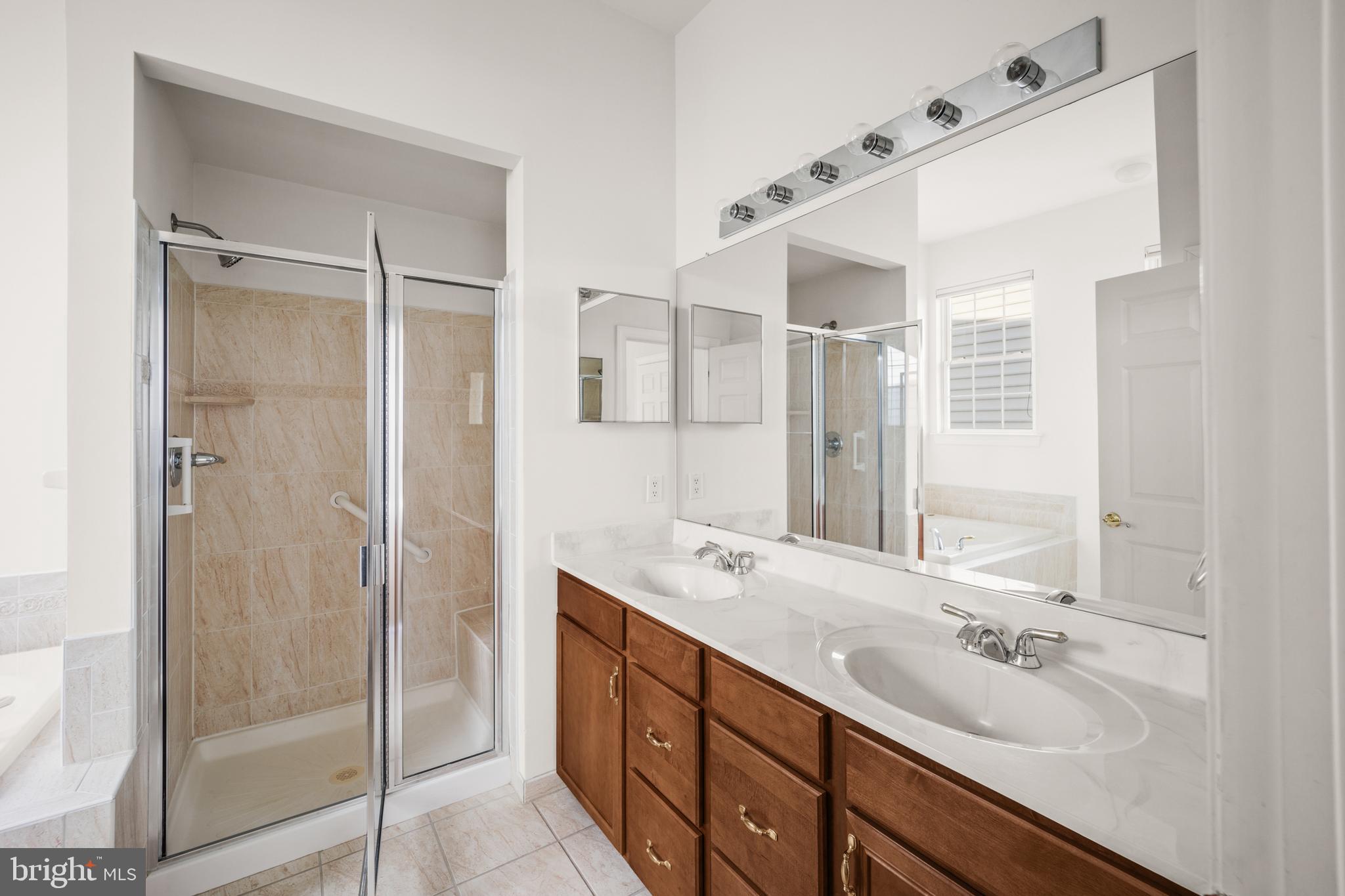 8 Cassin Hill Road Garnet Valley, PA 19060 - Photo 32 of 46 Master bath