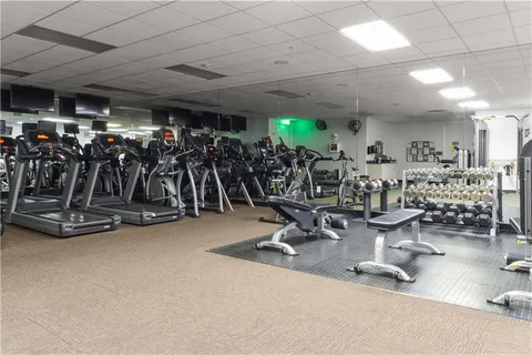 $1,100,000 | 700 West 31st Street, Unit 702, Kansas City, MO 64108