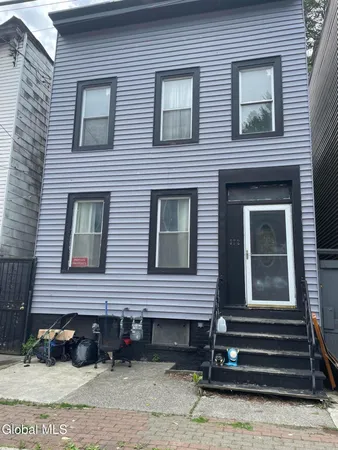 $145,000 | 372 1st Street, Albany, NY 12206