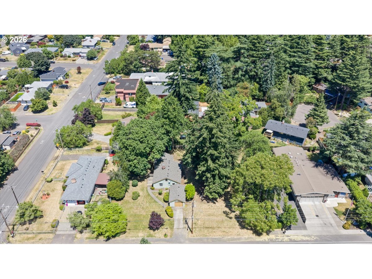 13209 Northeast San Rafael Street Portland, OR 97230 - Photo 34 of 35