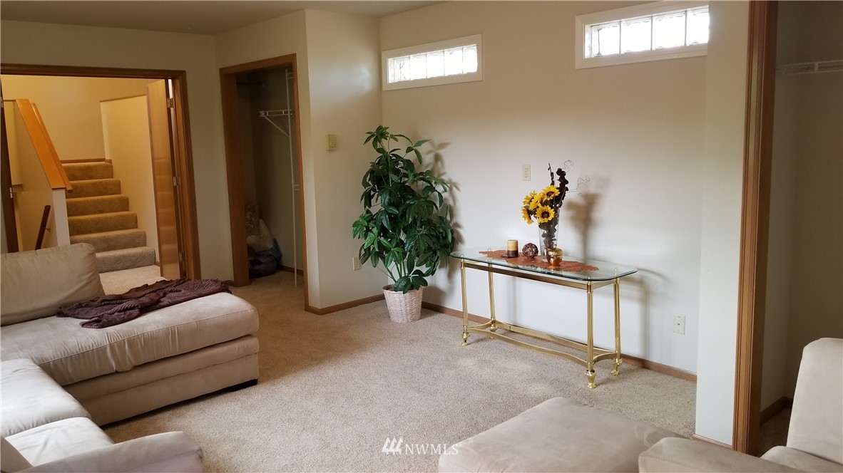 203 Falcon Road Sequim, WA 98382 - Photo 14 of 24 Gallery Image 14