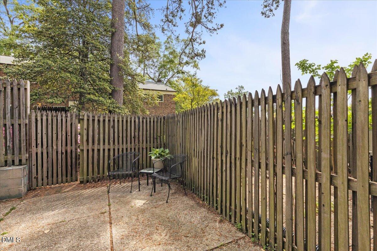 3726 Jamestown Circle Raleigh, NC 27609 - Photo 17 of 30 33