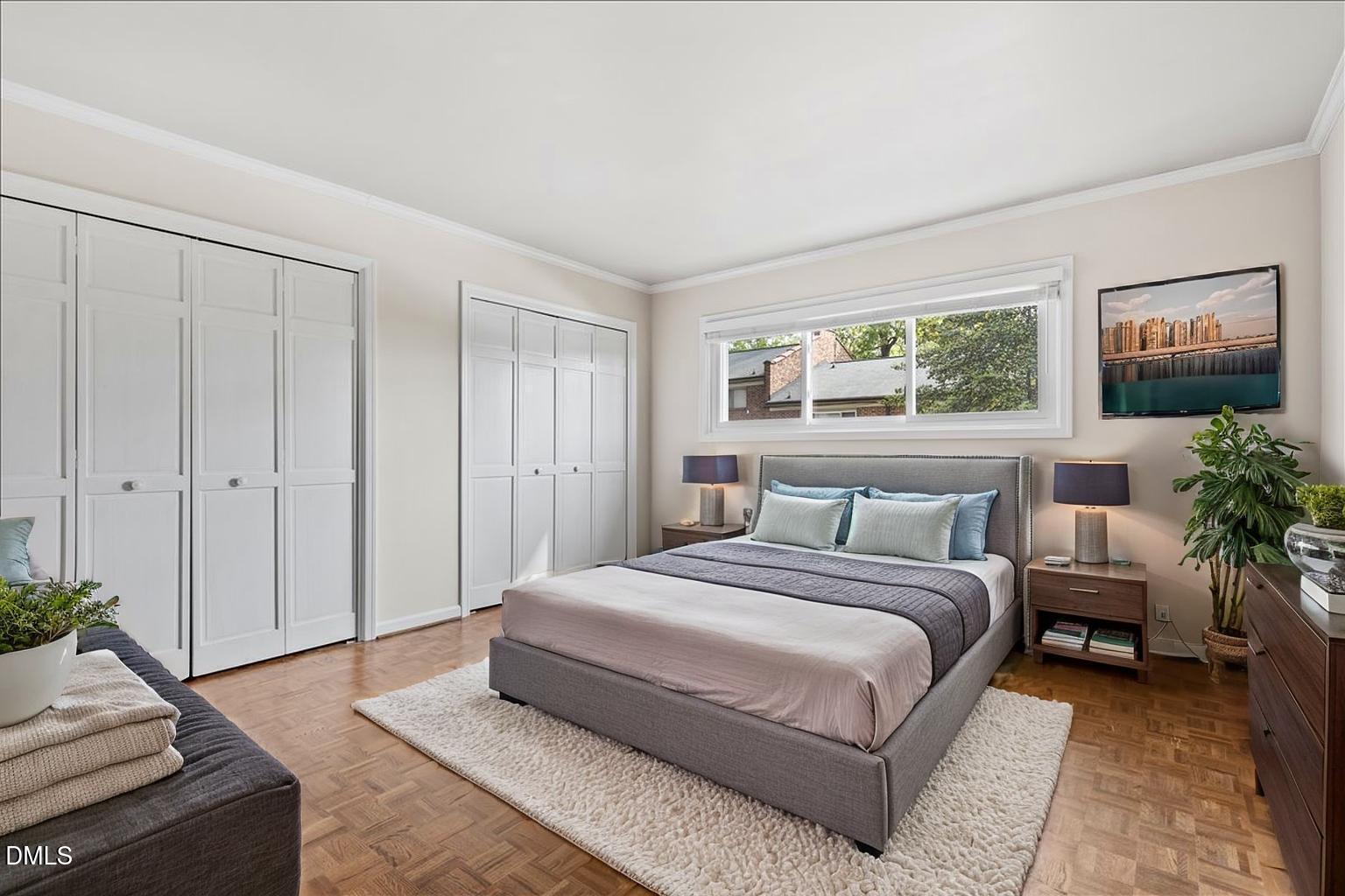 3726 Jamestown Circle Raleigh, NC 27609 - Photo 6 of 30 24 Primary Virtual