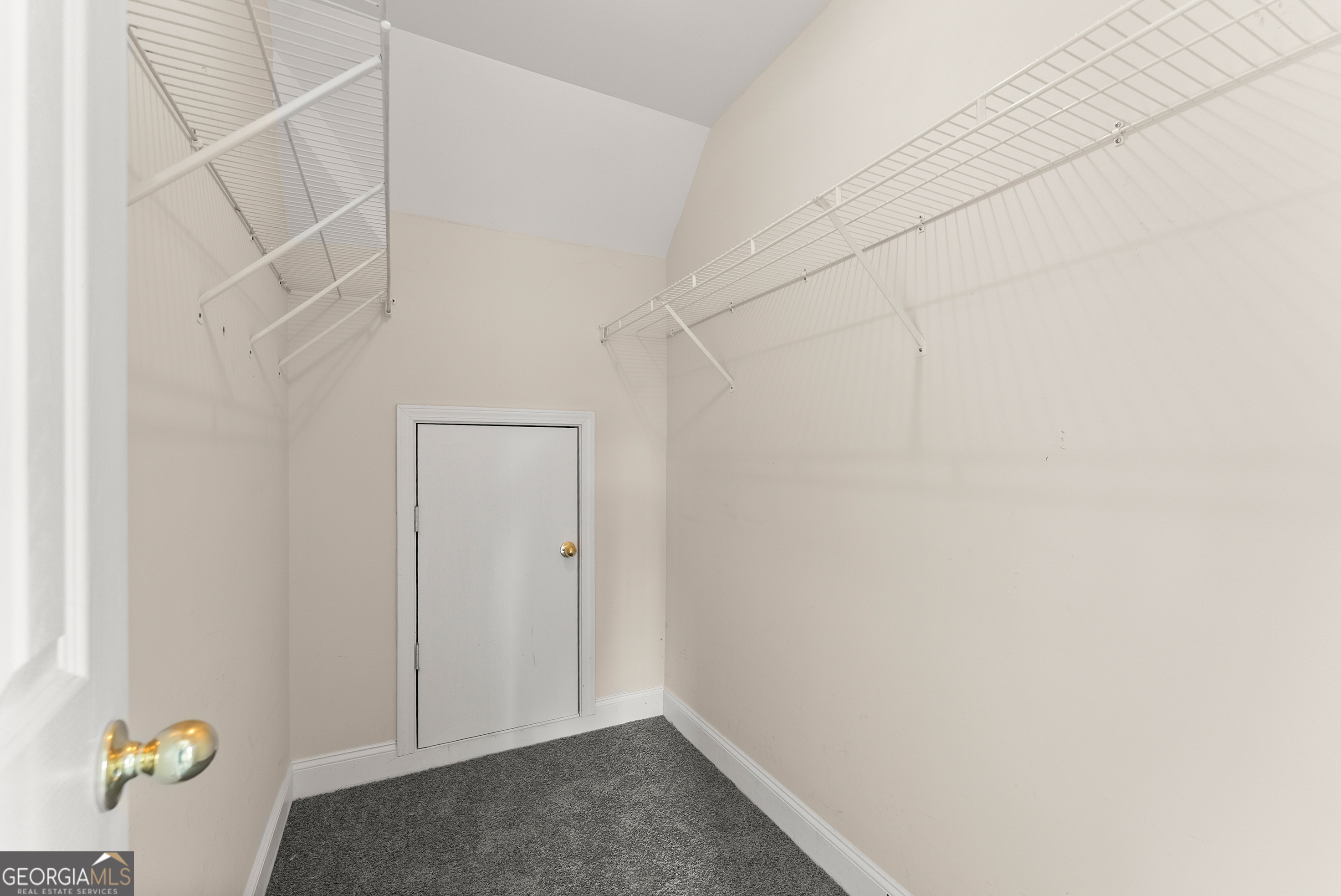 930 Heads Ferry Road Cornelia, GA 30531 - Photo 22 of 43 a view of walk in closet