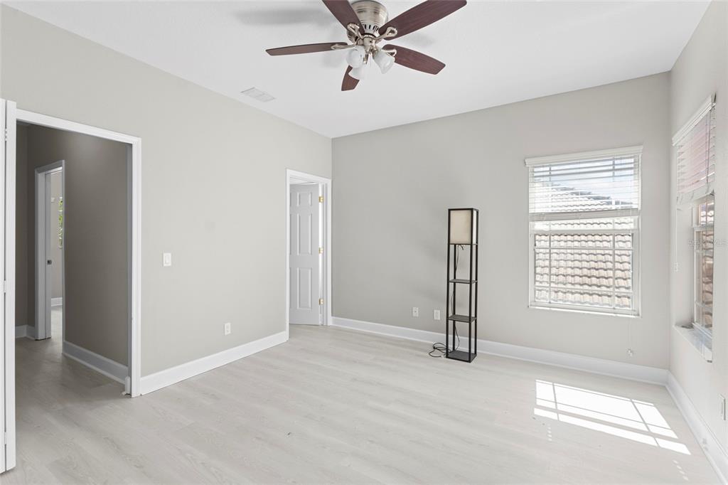 8134 Santa Rosa Court Sarasota, FL 34243 - Photo 44 of 52