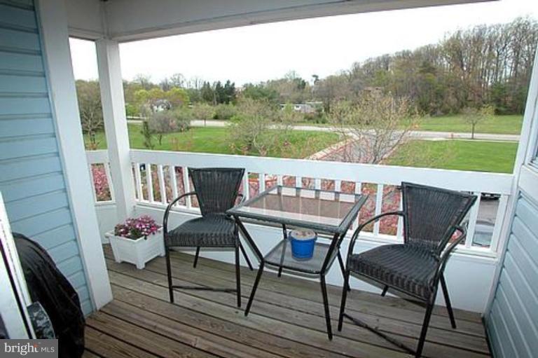 8397 Montgomery Run Road, Unit L Ellicott City, MD 21043 - Photo 2 of 13 Porch