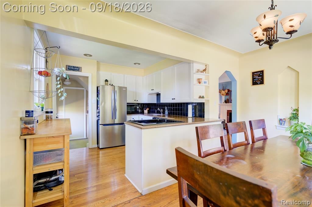 88 Amherst Road Pleasant Ridge, MI 48069 - Photo 8 of 71 Gallery Image 8