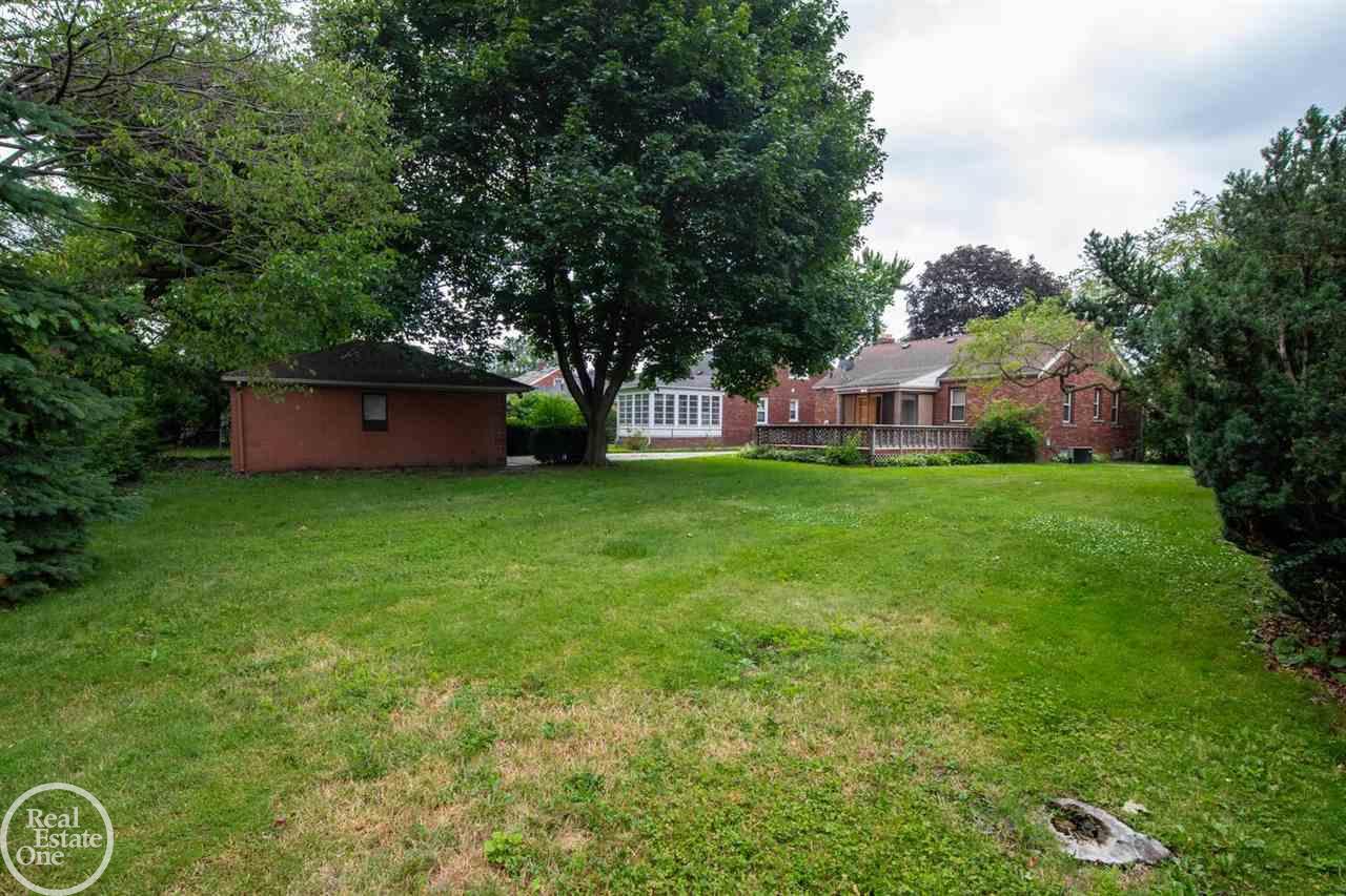 444 Moross Road Grosse Pointe Farms, MI 48236 - Photo 19 of 22
