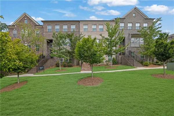 $615,000 | 512 Via Secco Lane, Suwanee, GA 30024