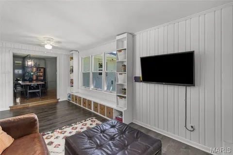$569,900 | 28 Villawood Lane, Webster Groves, MO 63119