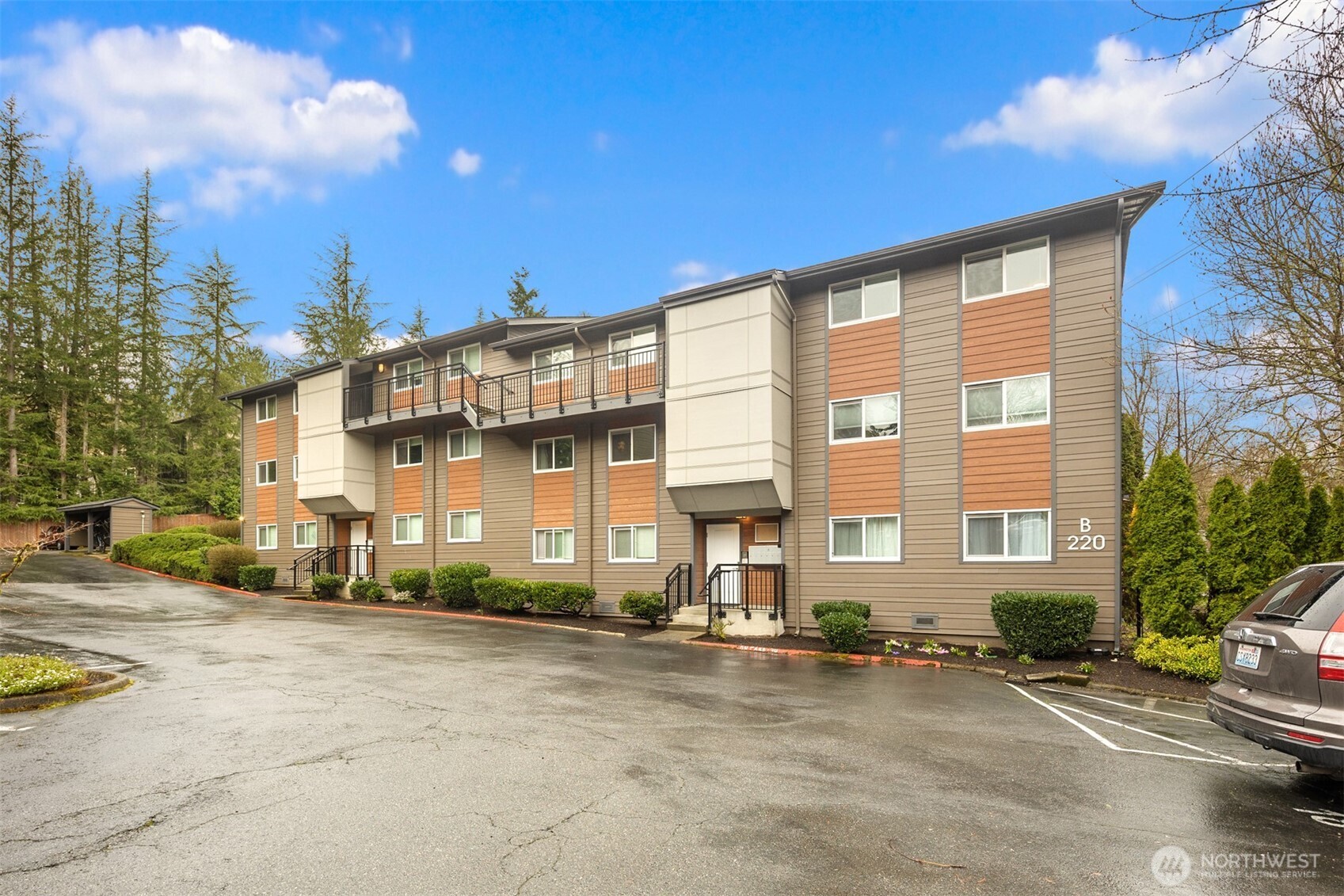 220 Southwest Clark Street, Unit B304 Issaquah, WA 98027 - Photo 1 of 33