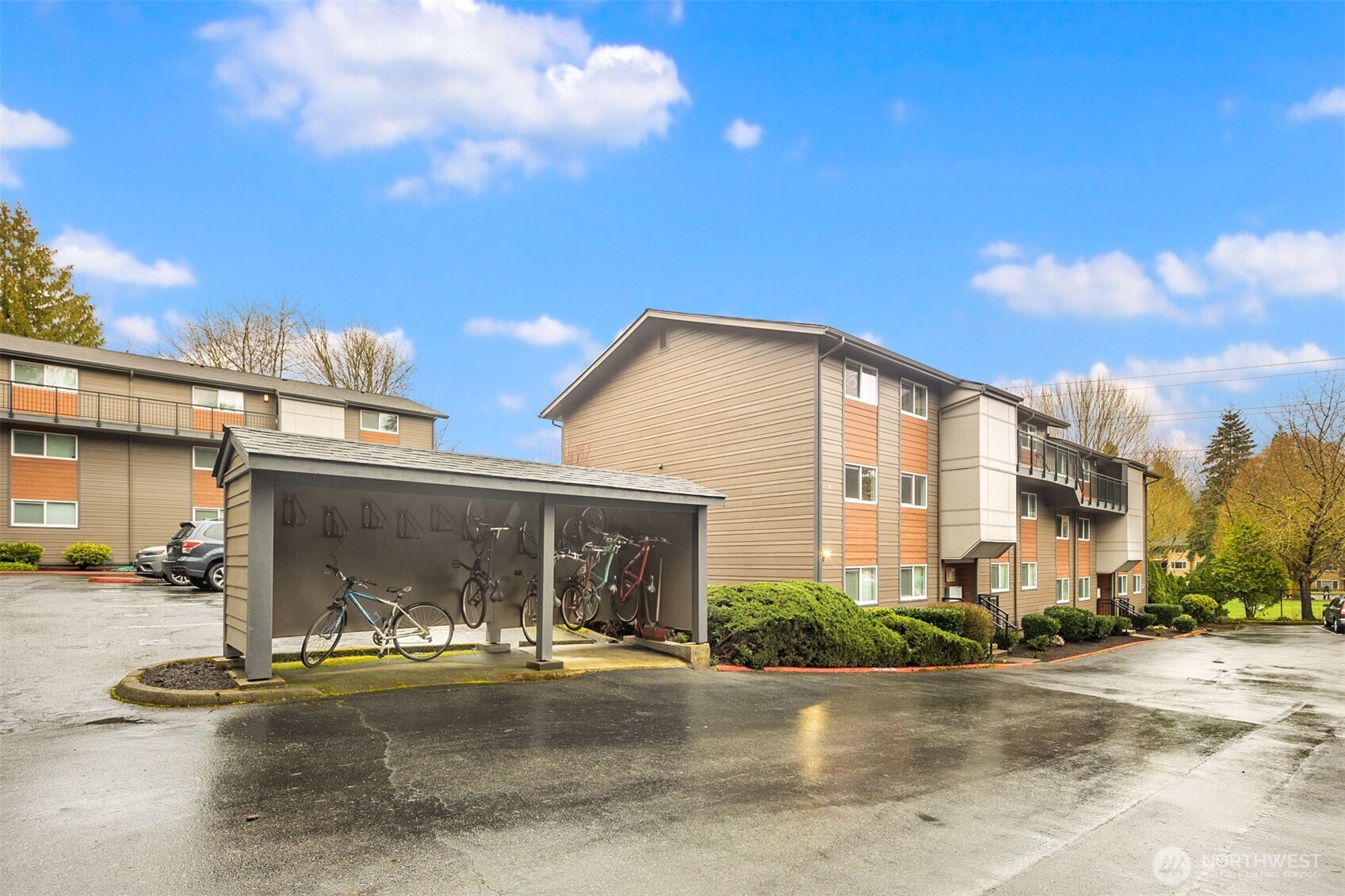 220 Southwest Clark Street, Unit B304 Issaquah, WA 98027 - Photo 25 of 33