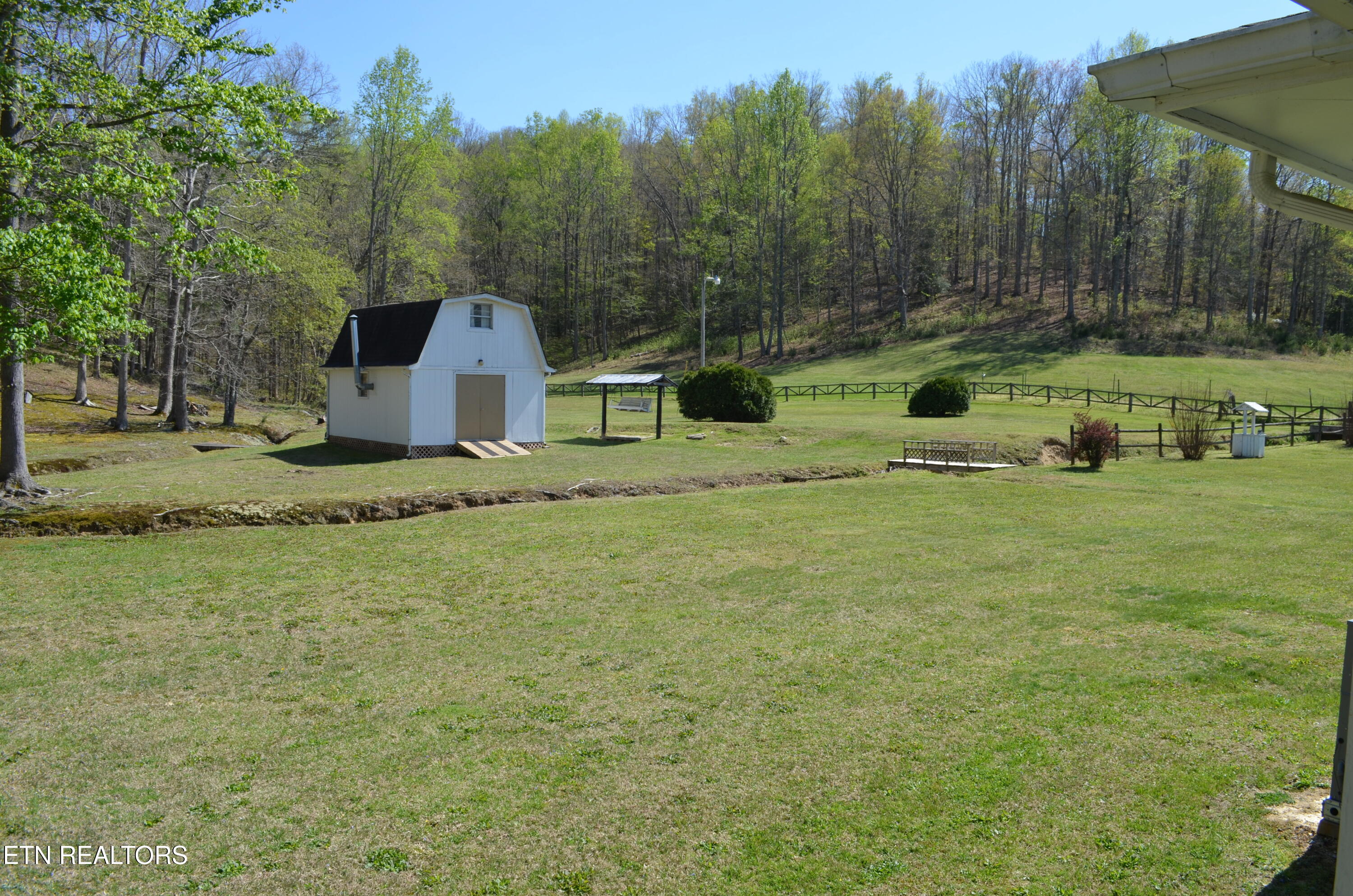 1391 Norma Road Huntsville, TN 37756 - Photo 12 of 42 1391 Norma Road 040