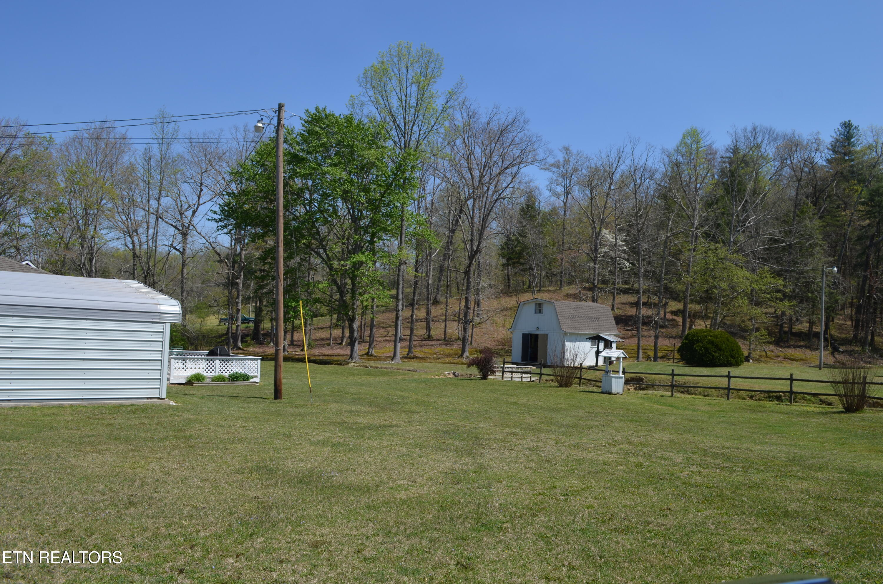 1391 Norma Road Huntsville, TN 37756 - Photo 7 of 42 1391 Norma Road 011