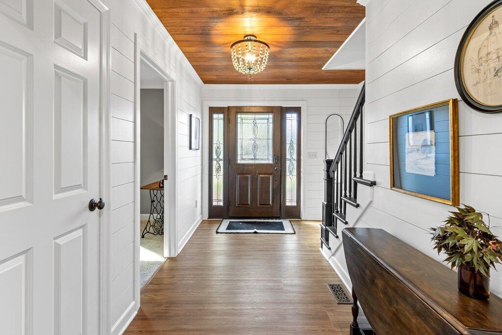 5824 Springburn Drive Dublin, OH 43017 - Photo 7 of 66 5824 Springburn Drive-14.jpg-SMALL