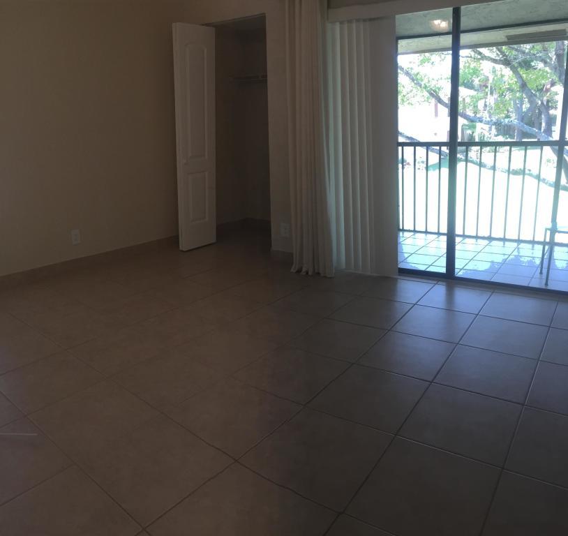 3939 Northeast 5th Avenue, Unit E201 Boca Raton, FL 33431 - Photo 4 of 36 20160520182929006308000000-o