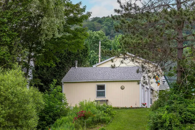 $289,000 | 842 Main Street, Cavendish, VT 05153