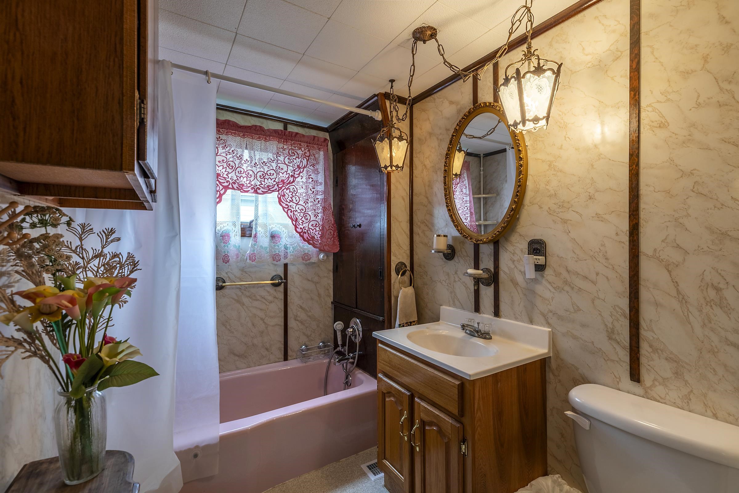 842 Main Street Cavendish, VT 05153 - Photo 8 of 42