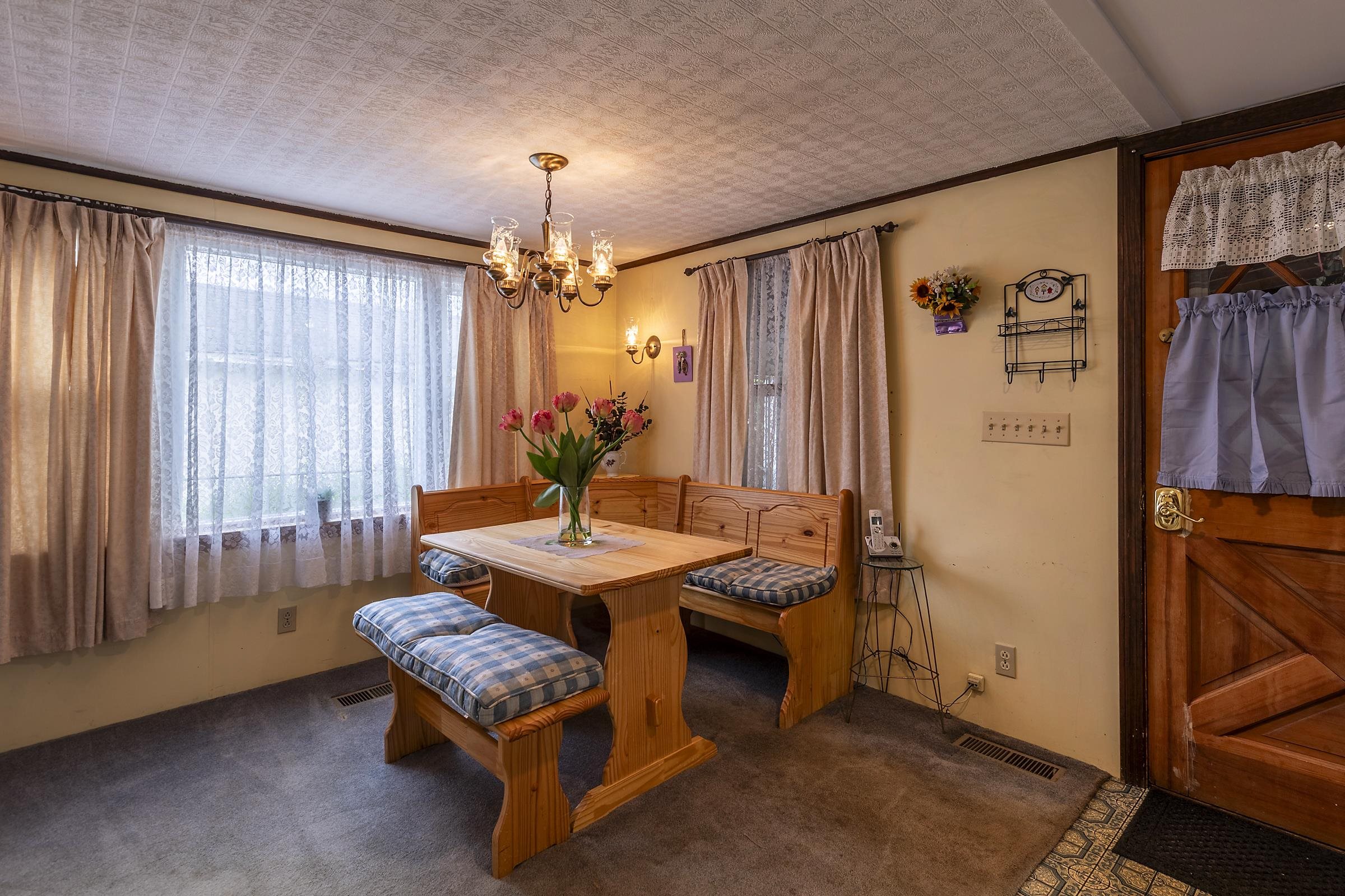 842 Main Street Cavendish, VT 05153 - Photo 8 of 34