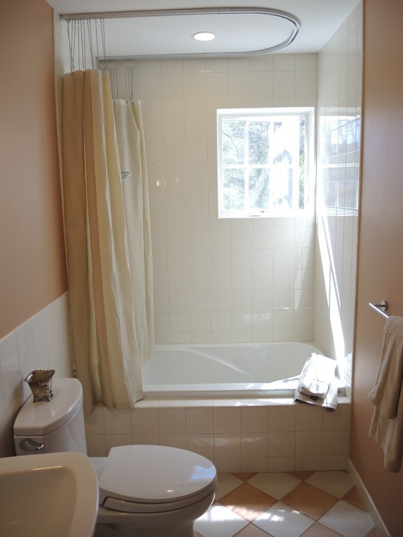 38 Fuller Road Needham, MA 02492 - Photo 13 of 24