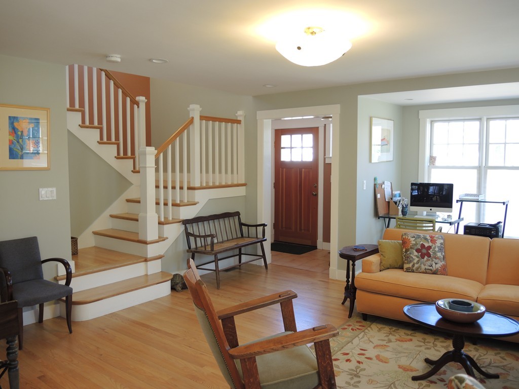 38 Fuller Road Needham, MA 02492 - Photo 7 of 24