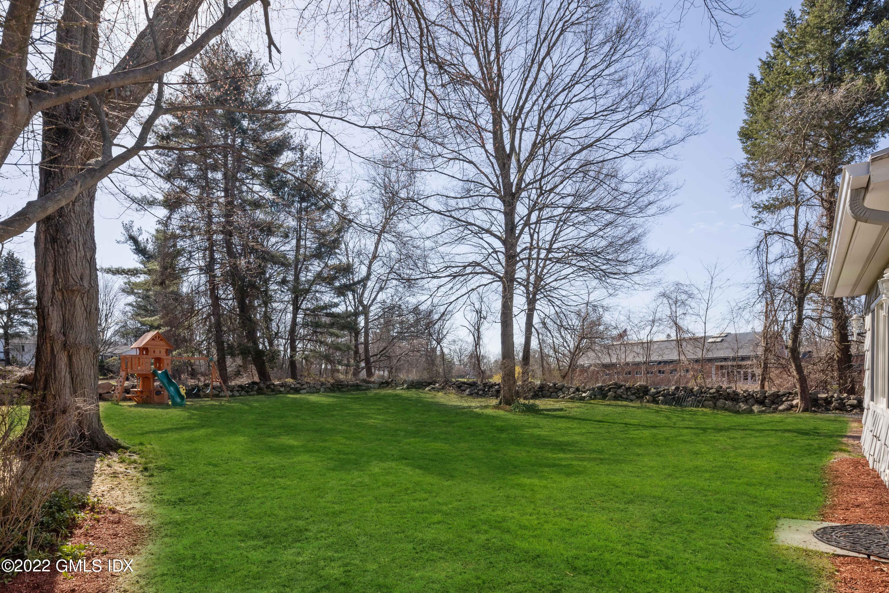 66 Simsbury Road Stamford, CT 06905 - Photo 33 of 40 a garden view with trees