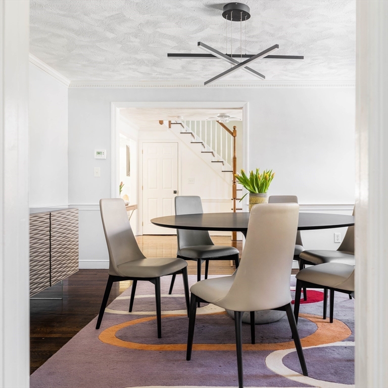 19 Bradyll Road Weston, MA 02493 - Photo 11 of 42