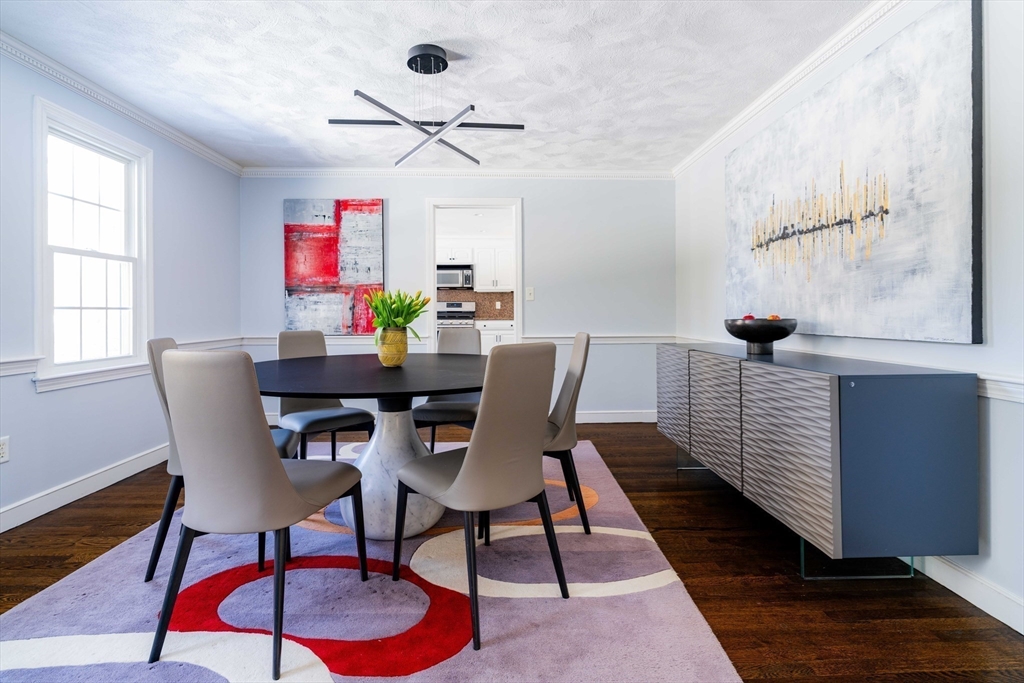 19 Bradyll Road Weston, MA 02493 - Photo 12 of 42